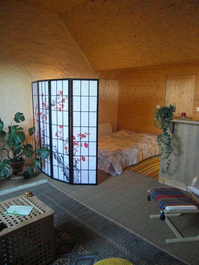 Hotel Les Hirondelles Sainte-Suzanne  Zewnętrze zdjęcie